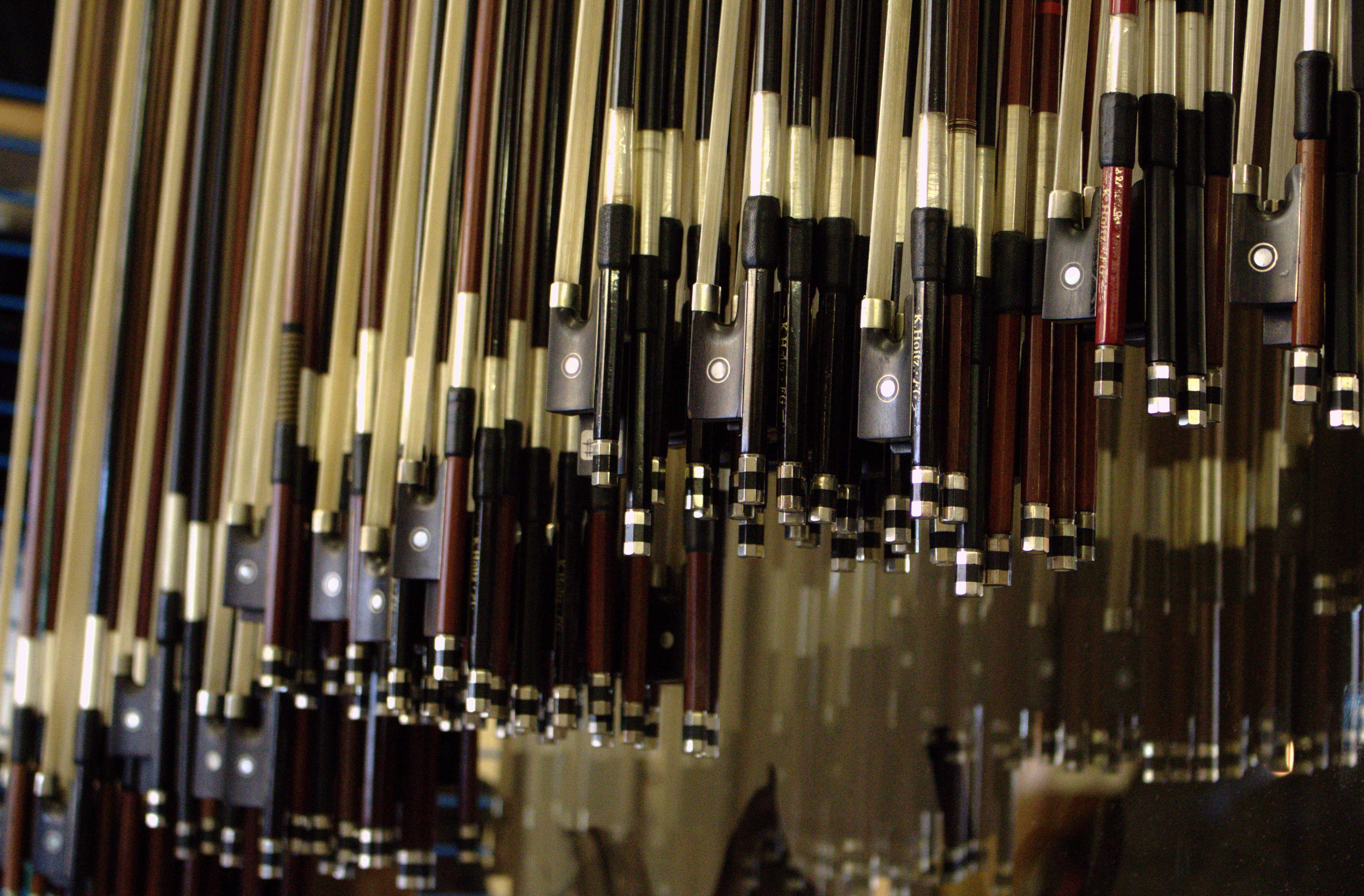 How to Go About Purchasing a Bow – K.C. Strings